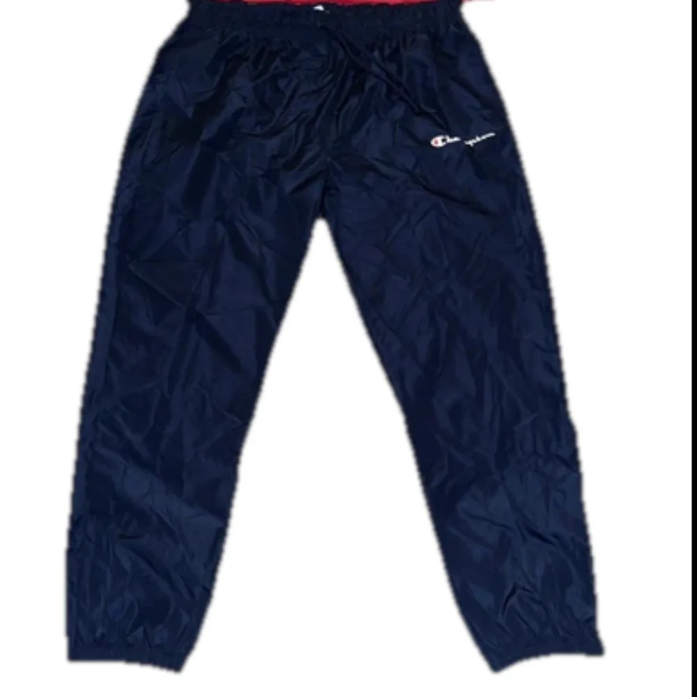 CHAMPION OUTFIT Red Crew Neck LS Top & Blue Windbreaker W/Pocket Zip Cuff Jogger